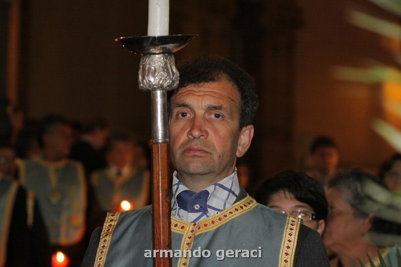 110422 venerdisanto2 250_tn.jpg